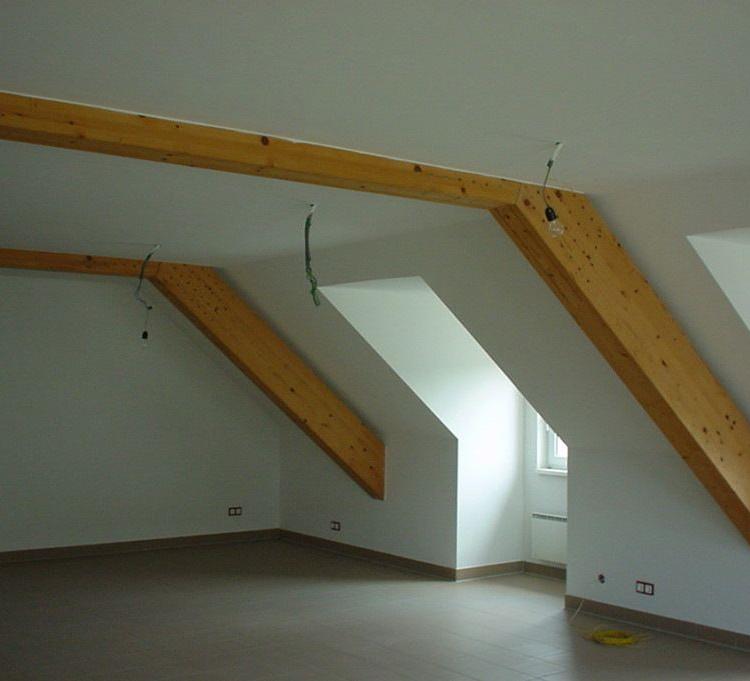 Dachstuhl im Innenraum